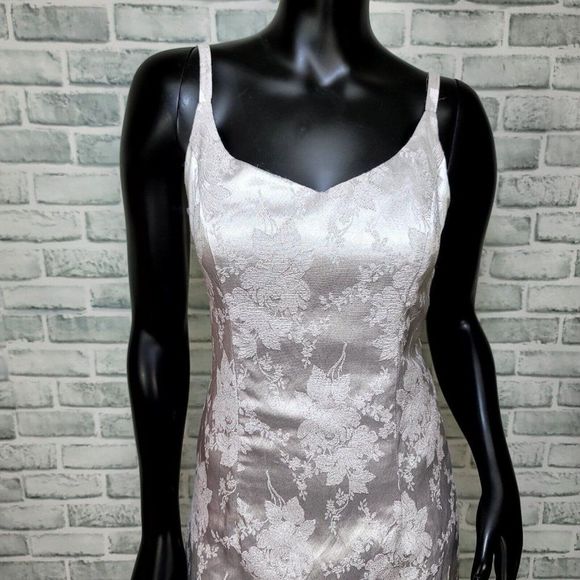 Vintage 90s Y2K Jump Apparel Light Pink Silver Metallic Floral Prom Formal Gown - Picture 3 of 10